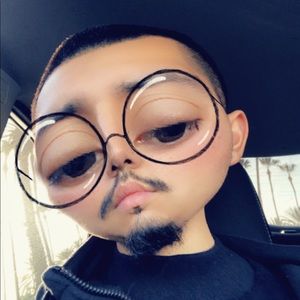 Meet your Posher, Johnny